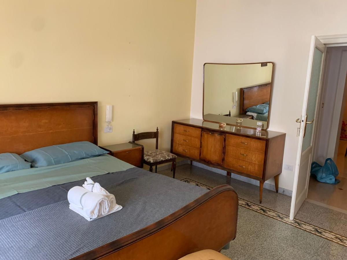 Bed and Breakfast La Grande Casa Di Puglia Джоя-дель-Колле Екстер'єр фото