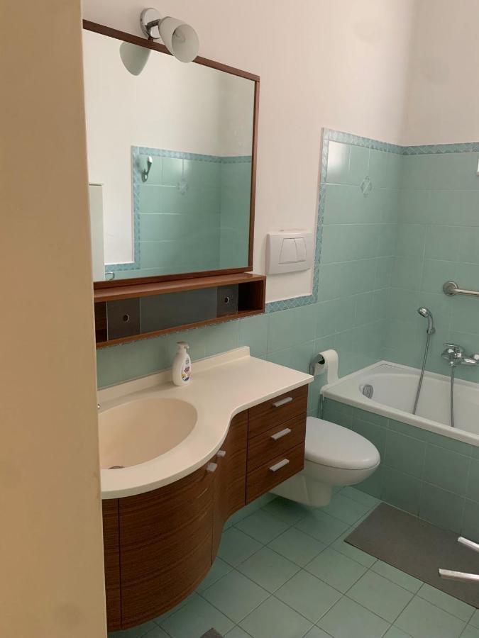 Bed and Breakfast La Grande Casa Di Puglia Джоя-дель-Колле Екстер'єр фото